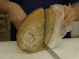 В Україні немає дефіциту хліба, але популярний продукт може подорожчати: У чому причина і чого чекати